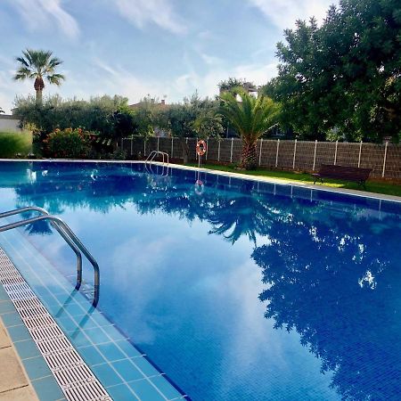 Apartamento bonito cerca de la playa Cambrils Exterior foto