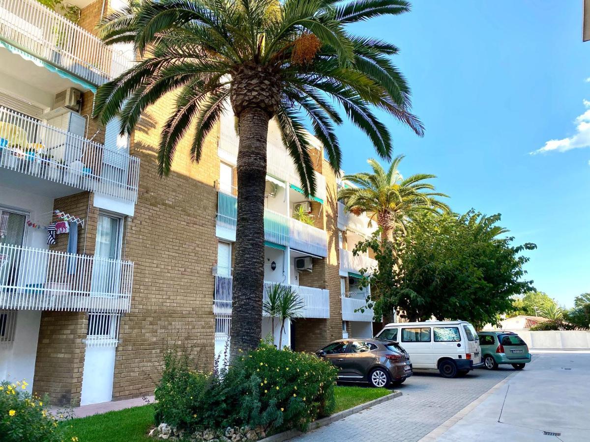 Apartamento bonito cerca de la playa Cambrils Exterior foto